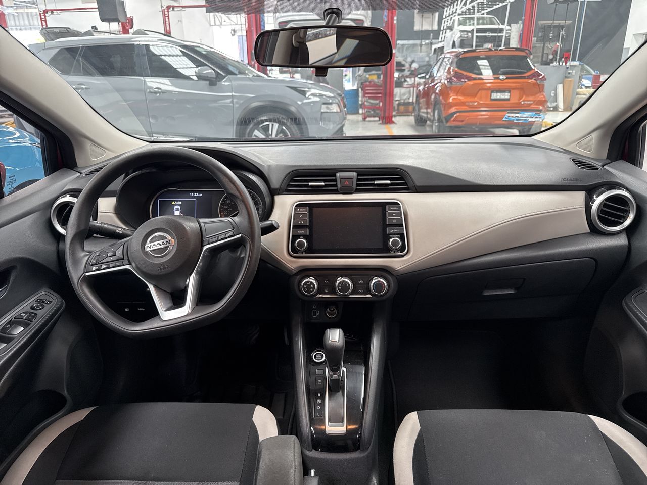 2020 Nissan VERSA ADVANCE CVT