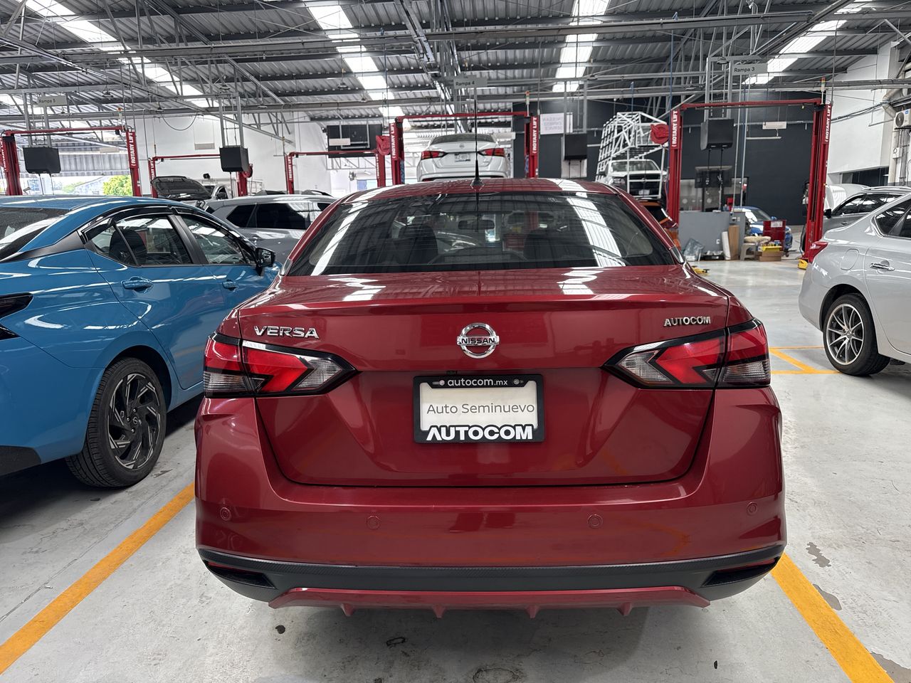 2020 Nissan VERSA ADVANCE CVT