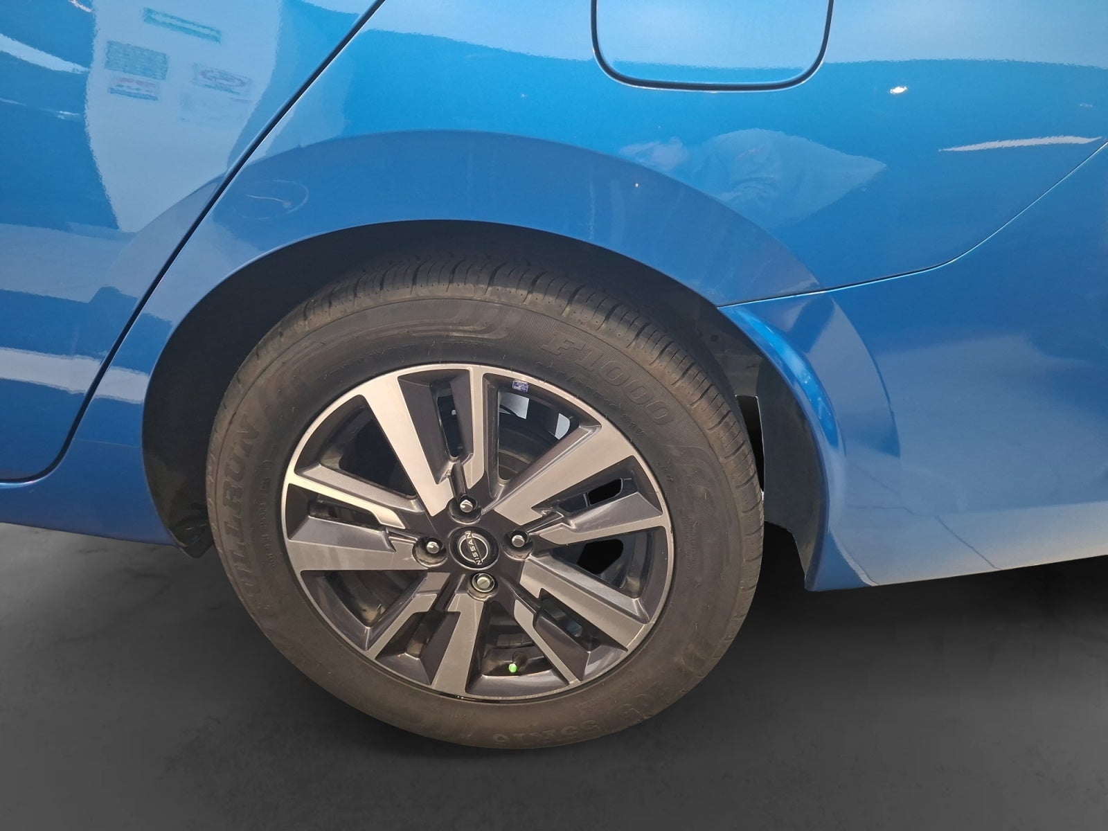 2023 Nissan VERSA ADVANCE CVT 23