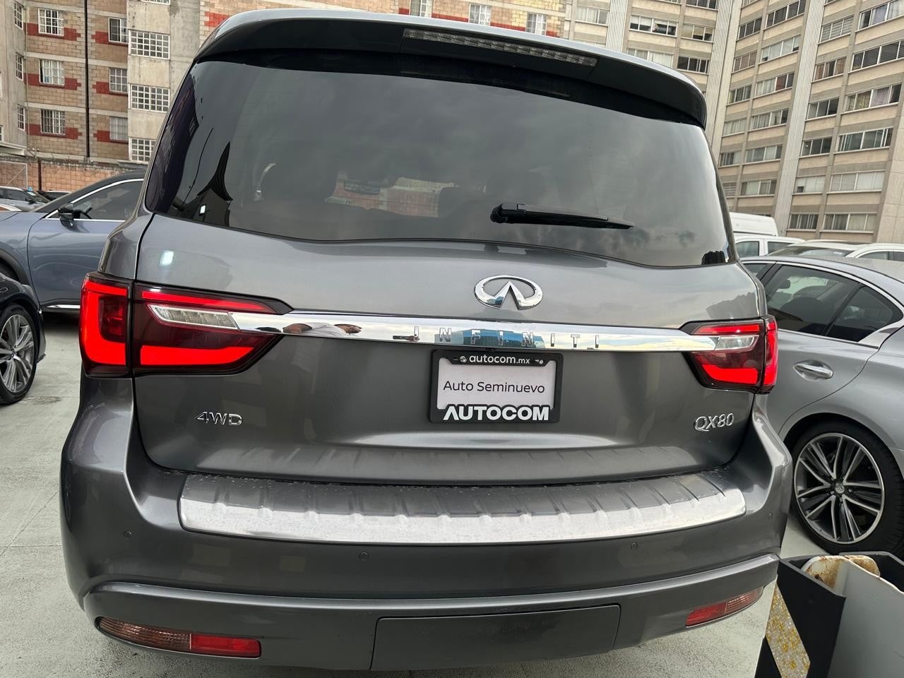 2021 INFINITI QX80 5.6 4WD TA 7 PASAJEROS 21