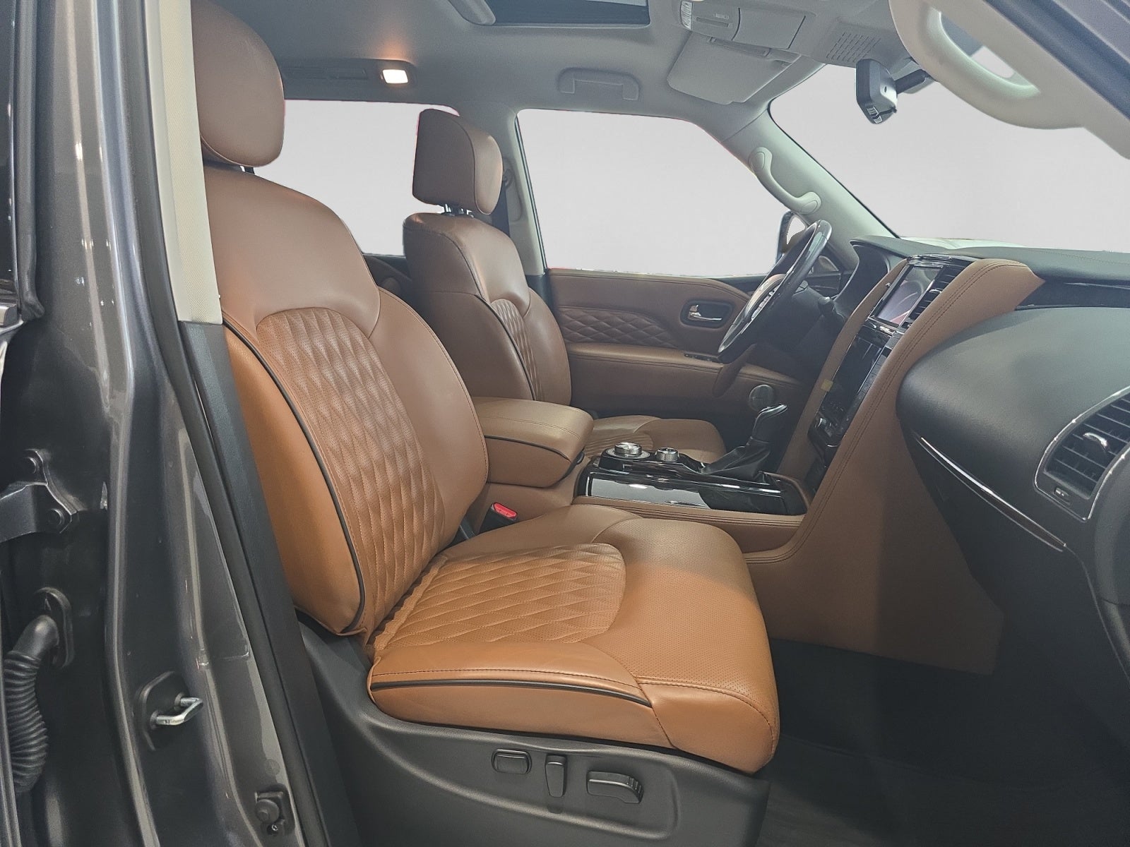 2021 INFINITI QX80 5.6 4WD TA 7 PASAJEROS 21