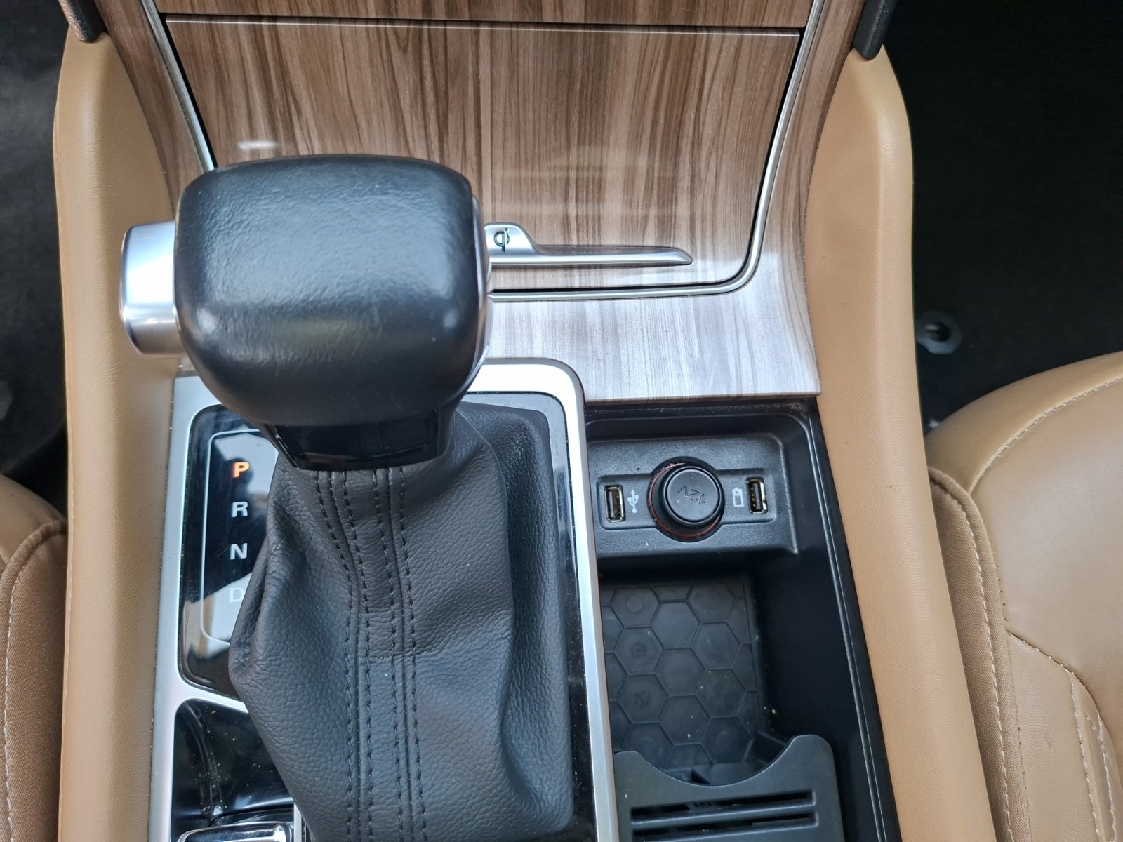 2022 MG RX8 2.0 DEL ELEGANCE AT